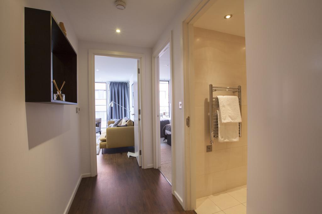 Royal Victoria Docks Apartment London Exterior photo